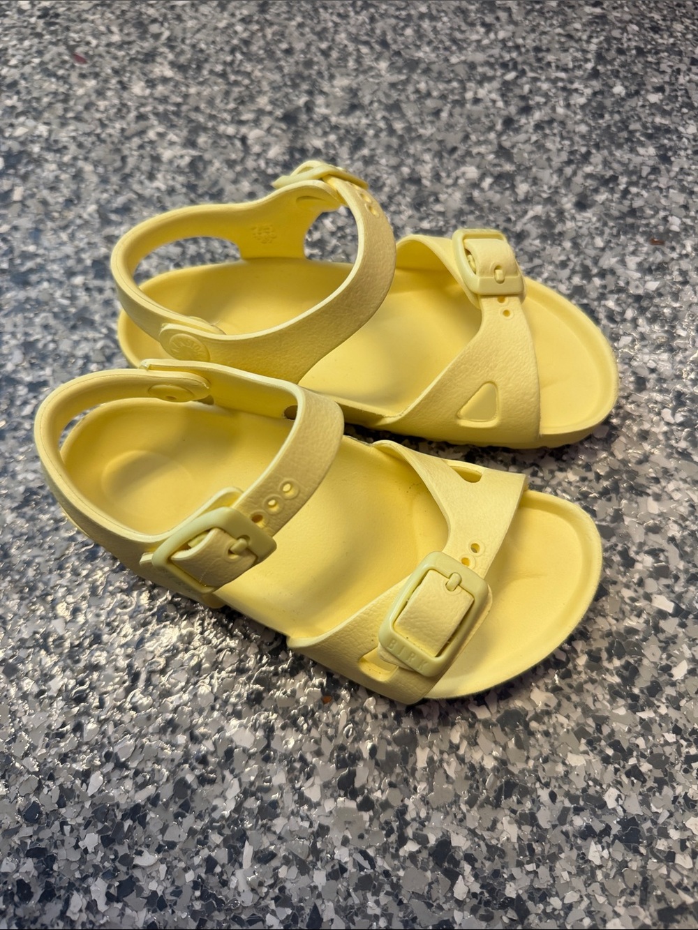 Birkenstock Kids Yellow Strap Sandals with Buckles Size 25